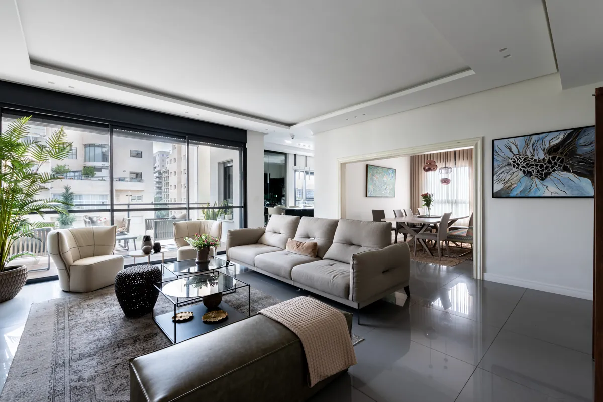 Soft Geometry Apartment